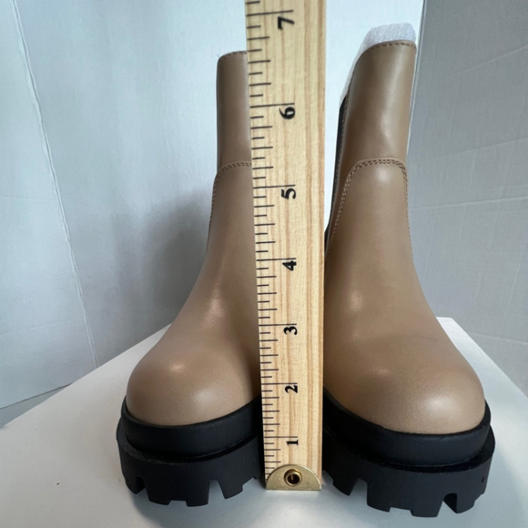 NIB - Only, Women's Doja Chunky Chelsea Boots - Beige. Size: 36 (EU) - Picture 13 of 16
